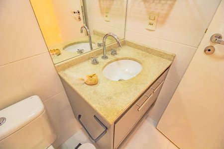 Apartamento à venda com 67m², 2 quartos e 1 vagaBanheiro