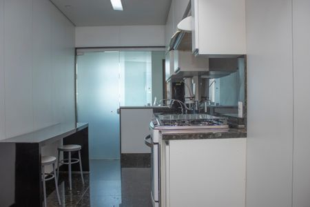 Apartamento para alugar com 117m², 2 quartos e 2 vagas Apartamento para alugar com 117m², 2 quartos e 2 vagasCozinha