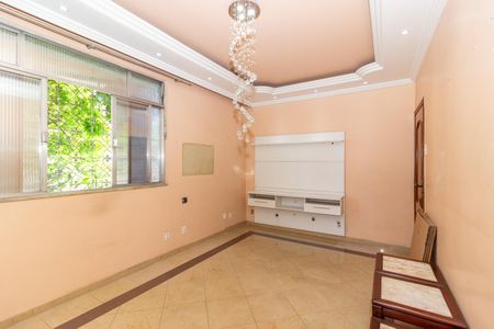 Sala de apartamento para alugar com 2 quartos, 360m² em Jardim Sulacap, Rio de Janeiro