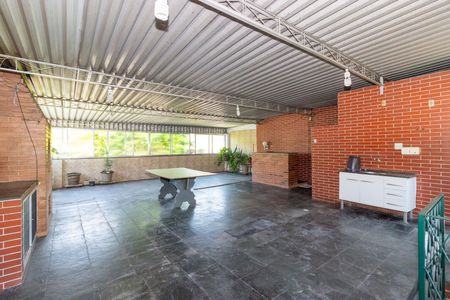 Apartamento para alugar com 360m², 2 quartos e 1 vagaTerraço