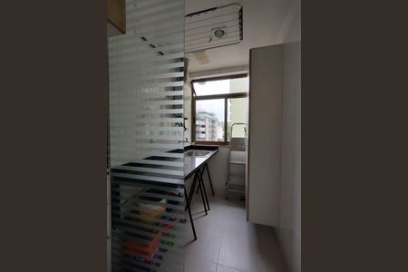 Apartamento à venda com 85m², 3 quartos e sem vagaÁrea de Serviço