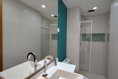 Apartamento à venda com 85m², 3 quartos e sem vaga Apartamento à venda com 85m², 3 quartos e sem vagaBanheiro Social