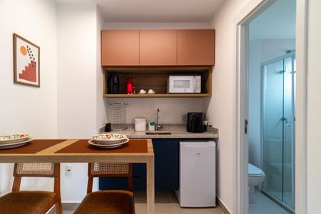 Cozinha de apartamento à venda com 1 quarto, 21m² em Perdizes, São Paulo
