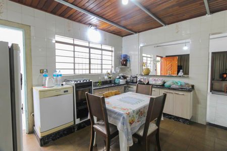 Casa à venda com 150m², 2 quartos e 3 vagasCozinha