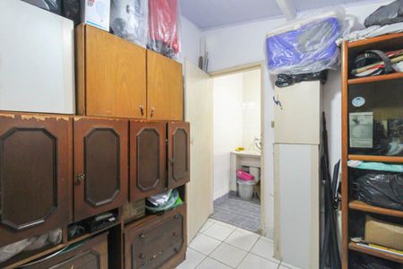 Casa à venda com 150m², 2 quartos e 3 vagasQuarto de Serviço