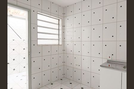 Casa à venda com 80m², 2 quartos e sem vaga Casa à venda com 80m², 2 quartos e sem vagaCozinha