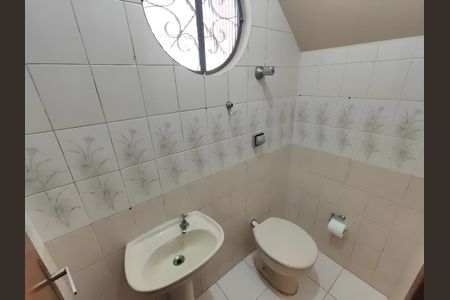 Casa para alugar com 59m², 2 quartos e sem vagaBanheiro