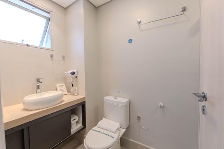 Apartamento à venda com 29m², 1 quarto e 1 vaga Apartamento à venda com 29m², 1 quarto e 1 vagaBanheiro da Suíte