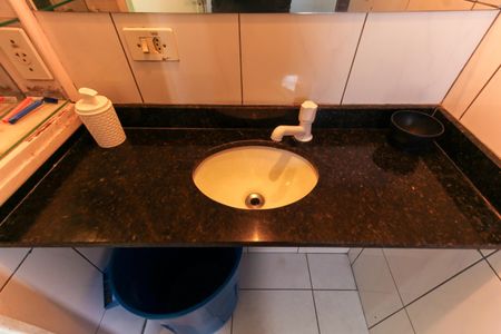 Apartamento para alugar com 57m², 2 quartos e 1 vaga Apartamento para alugar com 57m², 2 quartos e 1 vagaBanheiro