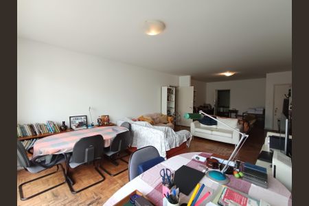 Sala de apartamento à venda com 3 quartos, 210m² em Jardim Paulista, São Paulo