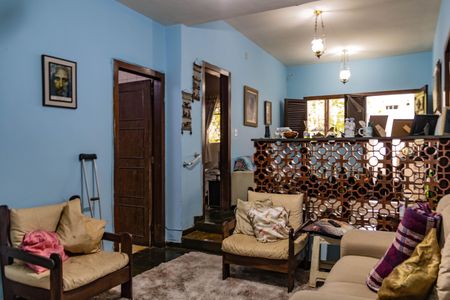 Casa à venda com 600m², 3 quartos e 2 vagasSala