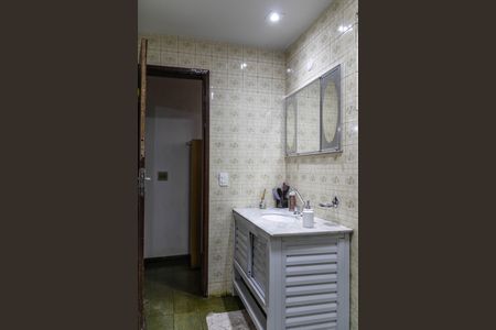 Casa à venda com 600m², 3 quartos e 2 vagasBanheiro Social