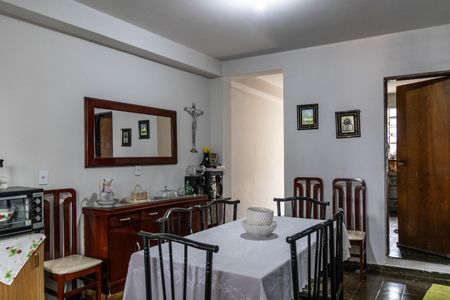 Casa à venda com 600m², 3 quartos e 2 vagasCopa