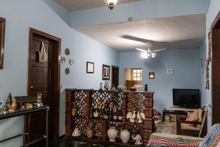 Sala de casa à venda com 3 quartos, 600m² em Palmeiras, Belo Horizonte