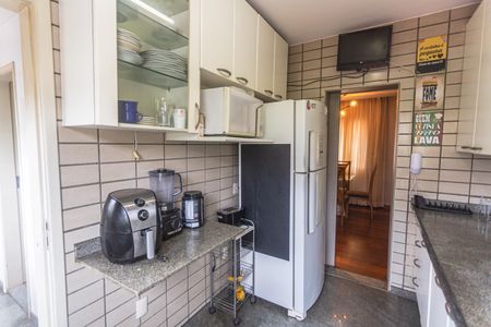 Apartamento à venda com 145m², 4 quartos e 2 vagasCozinha