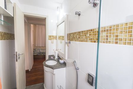 Apartamento à venda com 145m², 4 quartos e 2 vagasBanheiro Social
