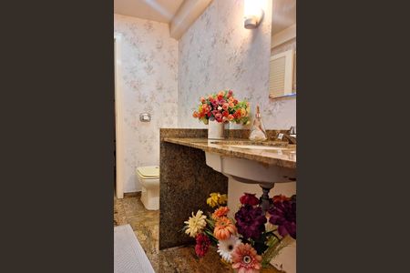 Apartamento à venda com 500m², 4 quartos e 4 vagas Apartamento à venda com 500m², 4 quartos e 4 vagasLavabo