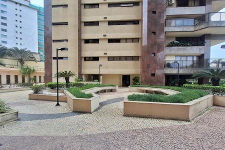 Apartamento à venda com 500m², 4 quartos e 4 vagas Apartamento à venda com 500m², 4 quartos e 4 vagasÁrea comum