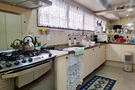 Apartamento à venda com 500m², 4 quartos e 4 vagas Apartamento à venda com 500m², 4 quartos e 4 vagasCozinha