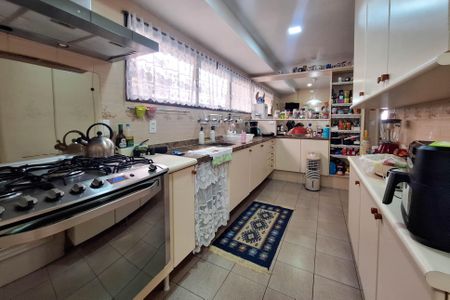 Apartamento à venda com 500m², 4 quartos e 4 vagas Apartamento à venda com 500m², 4 quartos e 4 vagasCozinha