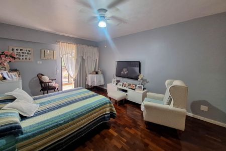 Apartamento à venda com 500m², 4 quartos e 4 vagas Apartamento à venda com 500m², 4 quartos e 4 vagasSuíte 1