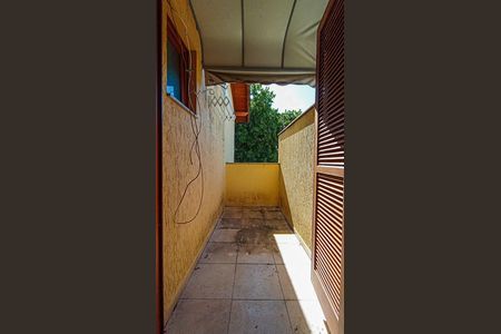 Sacada de casa à venda com 3 quartos, 195m² em Ipanema, Porto Alegre