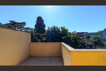 Casa à venda com 195m², 3 quartos e 2 vagasTerraço