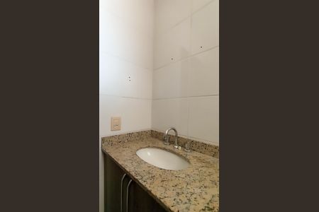 Casa à venda com 195m², 3 quartos e 2 vagasBanheiro social
