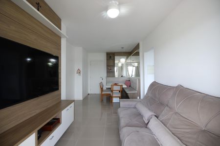 Apartamento à venda com 66m², 2 quartos e 1 vagaSala
