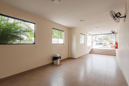 Apartamento para alugar com 69m², 2 quartos e 1 vagaÁrea comum - Salão de festas
