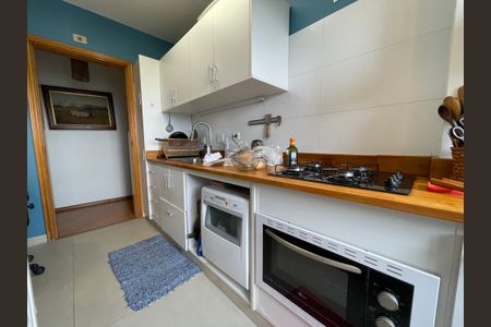 Apartamento à venda com 75m², 2 quartos e 1 vagaCozinha