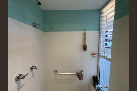 Apartamento à venda com 75m², 2 quartos e 1 vagaBanheiro Social