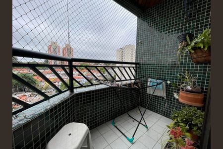 Apartamento à venda com 75m², 2 quartos e 1 vagaSala