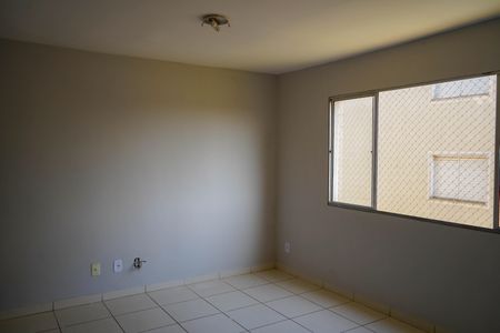 Sala de apartamento para alugar com 2 quartos, 53m² em Parque Primavera, Aparecida de Goiânia