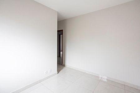 Apartamento para alugar com 130m², 3 quartos e 2 vagas Apartamento para alugar com 130m², 3 quartos e 2 vagasQuarto 2