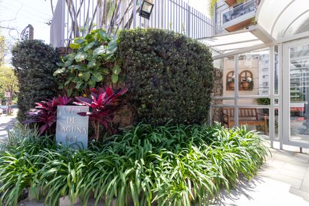 Apartamento à venda com 230m², 2 quartos e 3 vagas Apartamento à venda com 230m², 2 quartos e 3 vagasFachada