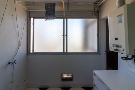 Apartamento à venda com 230m², 2 quartos e 3 vagas Apartamento à venda com 230m², 2 quartos e 3 vagasÁrea de Serviço