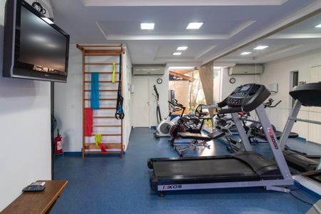 Apartamento à venda com 230m², 2 quartos e 3 vagas Apartamento à venda com 230m², 2 quartos e 3 vagasÁrea comum - Academia
