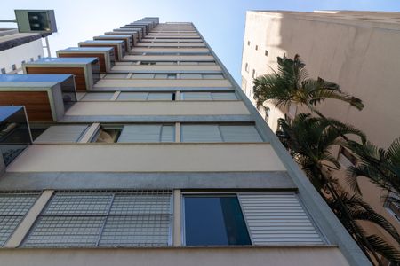 Apartamento à venda com 230m², 2 quartos e 3 vagas Apartamento à venda com 230m², 2 quartos e 3 vagasFachada do bloco