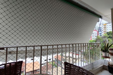 Apartamento à venda com 133m², 2 quartos e 1 vaga Apartamento à venda com 133m², 2 quartos e 1 vagaVaranda