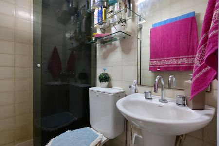 Apartamento à venda com 133m², 2 quartos e 1 vaga Apartamento à venda com 133m², 2 quartos e 1 vagaBanheiro 2