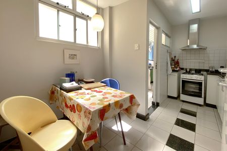 Apartamento à venda com 110m², 3 quartos e 1 vagaCoziinha