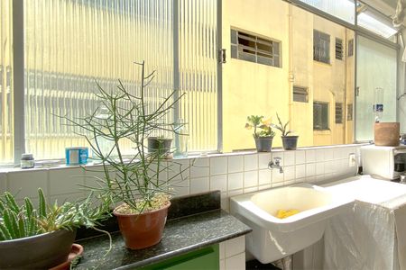 Apartamento à venda com 110m², 3 quartos e 1 vagaÁrea de Serviço