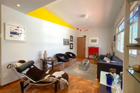 Sala de apartamento à venda com 3 quartos, 110m² em Funcionários, Belo Horizonte