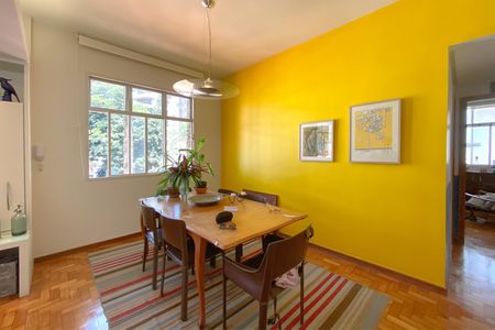 Apartamento à venda com 110m², 3 quartos e 1 vagaSala de Jantar