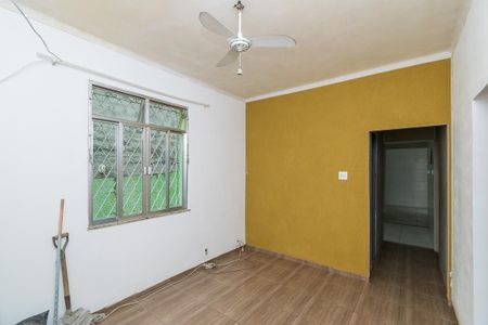 Sala de casa para alugar com 4 quartos, 200m² em Penha Circular, Rio de Janeiro