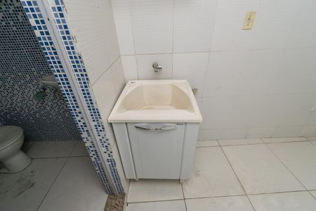 Casa à venda com 200m², 4 quartos e 1 vagaÁrea de Serviço