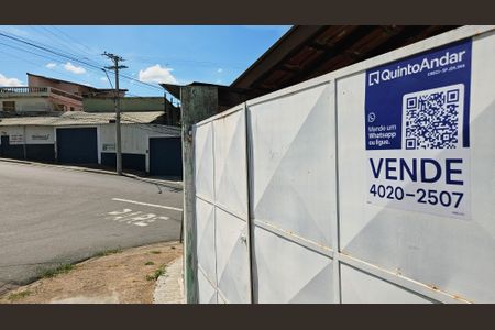 Casa à venda com 400m², 7 quartos e 3 vagas Casa à venda com 400m², 7 quartos e 3 vagasPlaquinha