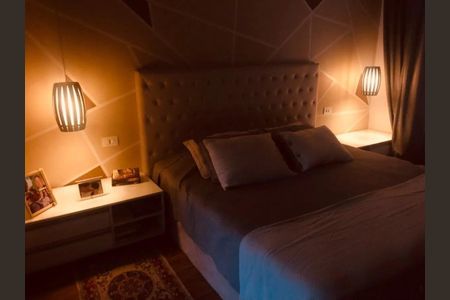 Casa à venda com 3 quartos, 180m² em Jardim Peri, São Paulo