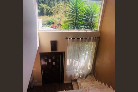 Casa à venda com 3 quartos, 180m² em Jardim Peri, São Paulo